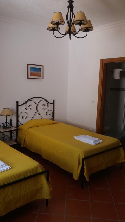 Quinta Da Fonte Do Lugar Guest House Vera Cruz de Marmelar Ngoại thất bức ảnh