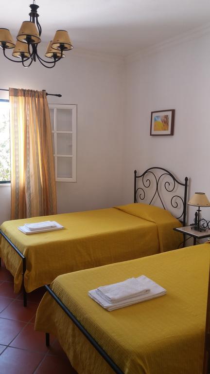 Quinta Da Fonte Do Lugar Guest House Vera Cruz de Marmelar Ngoại thất bức ảnh